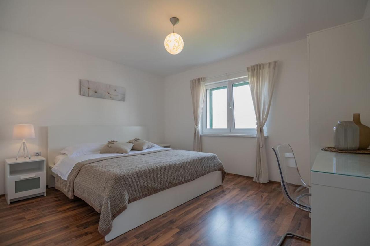 Kameni Dvori Villa Donji Prolozac Ngoại thất bức ảnh